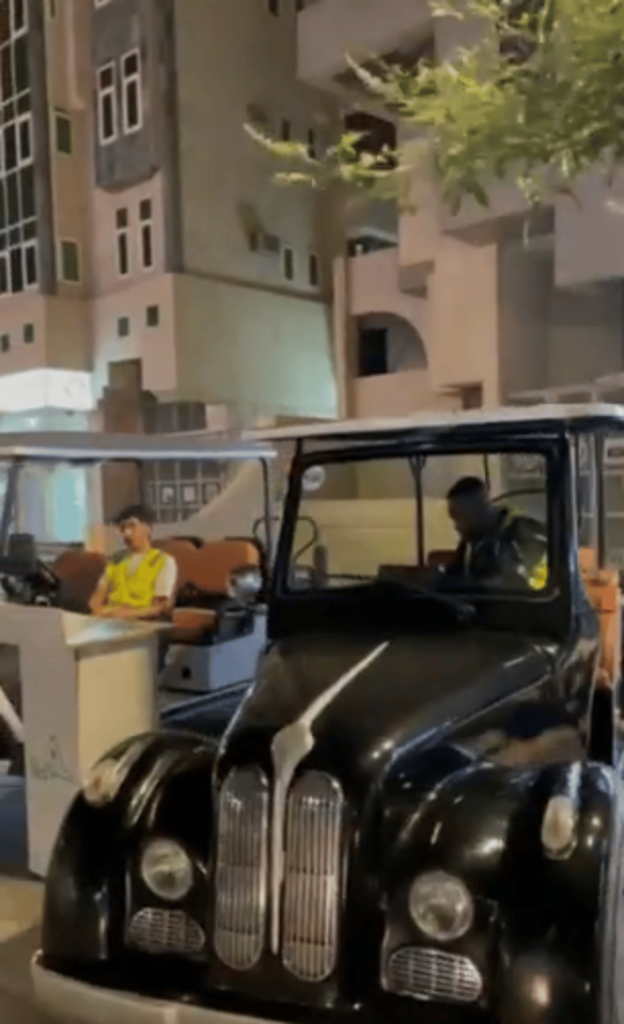 بالفيديو.. سيارات كهربائية وخدمات متكاملة بجادة قباء