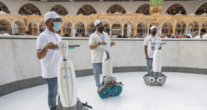 بالفيديو.. معدات حديثة لتنظيف وتعقيم الحرم المكي مع بدء توافد الحجاج