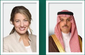 وزير الخارجية يبحث التطورات في قطاع غزة مع نظيرته الكندية