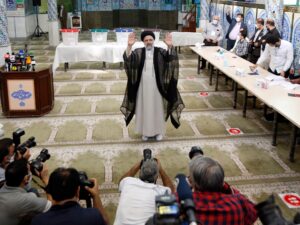 5 أسئلة وأجوبة لفهم آلية الانتخابات الرئاسية بإيران