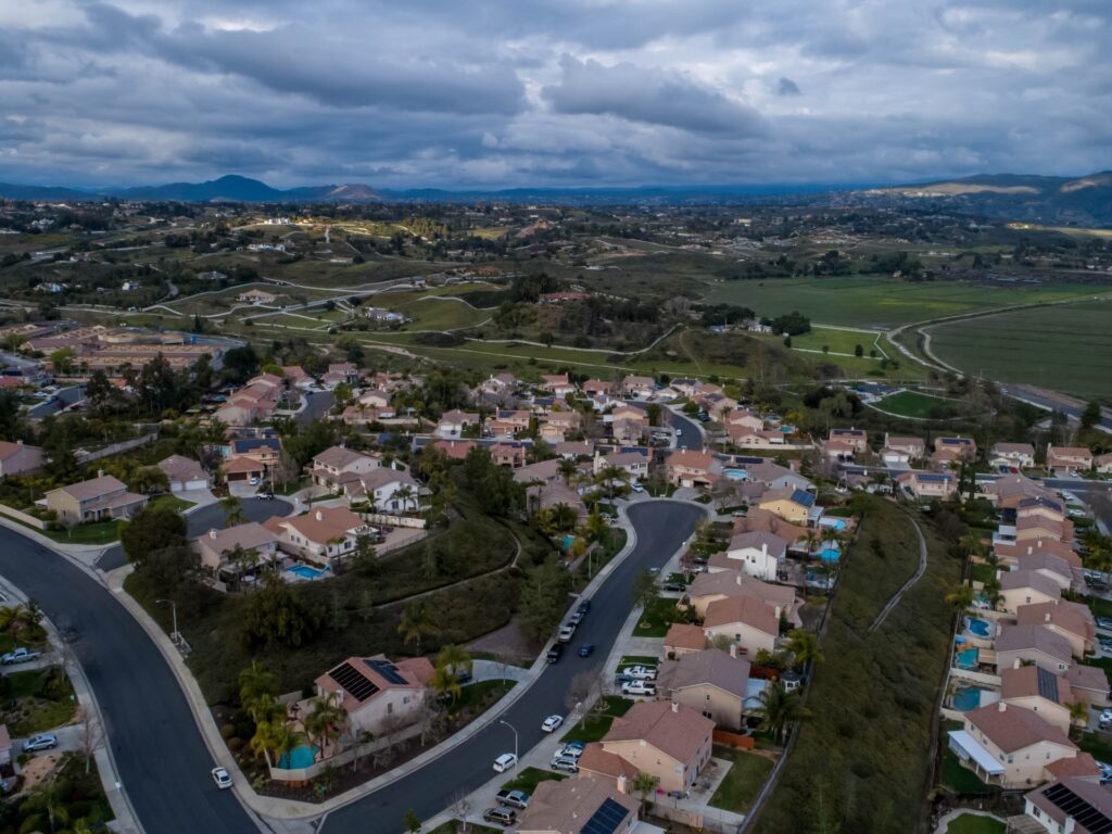 وادي تيميكولا.. رحلة سياحية إلى القرن الـ19 بين سان دييغو ولوس أنجلوس