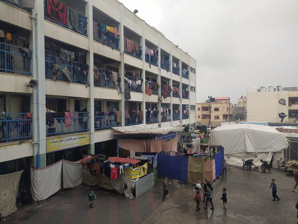 أونروا: 625 ألف طفل بغزة محرومون من الدراسة والدواء والغذاء