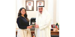 فيصل الحمود كرّم م.سارة بو رجيب: دعم الشباب الطموح والاهتمام بهم
