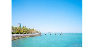 طقس عطلة نهاية الأسبوع شديد الحرارة نهاراً