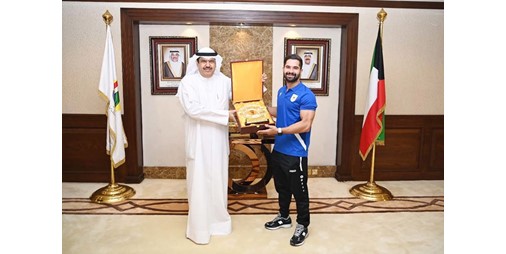 محافظ حولي يكرّم بطلي الجودو مشعل وأحمد العلي