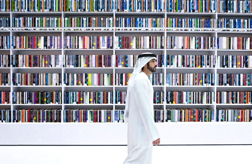 «فزاع».. فارس القصيد المسكون بأنوار الإبداع والخير والجمال