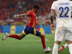 بالفيديو.. هدف لامين جمال ضد فرنسا الأفضل في يورو 2024