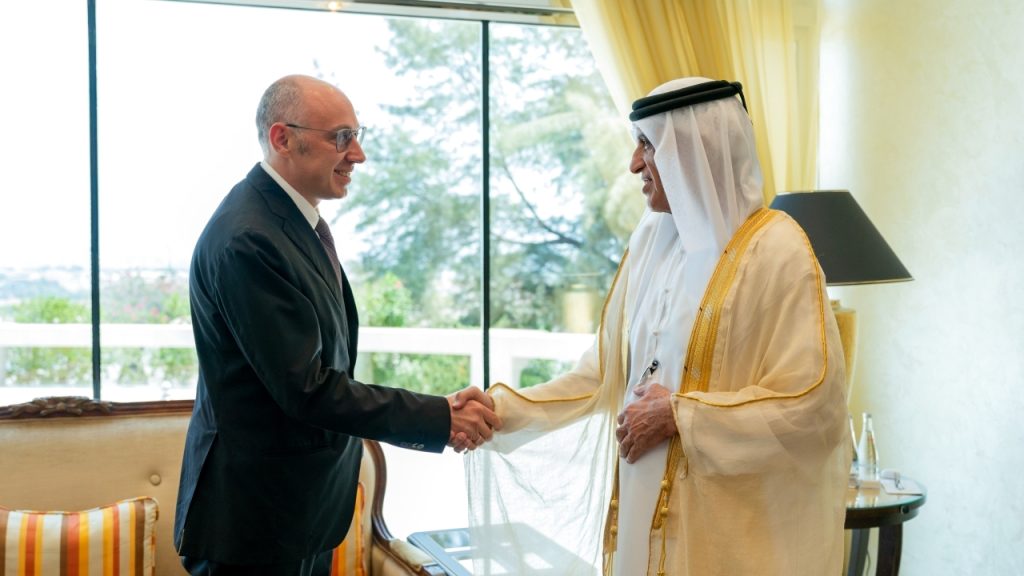 سعود بن صقر يستقبل السفير فوق العادة والمفوض لأوكرانيا لدى الإمارات