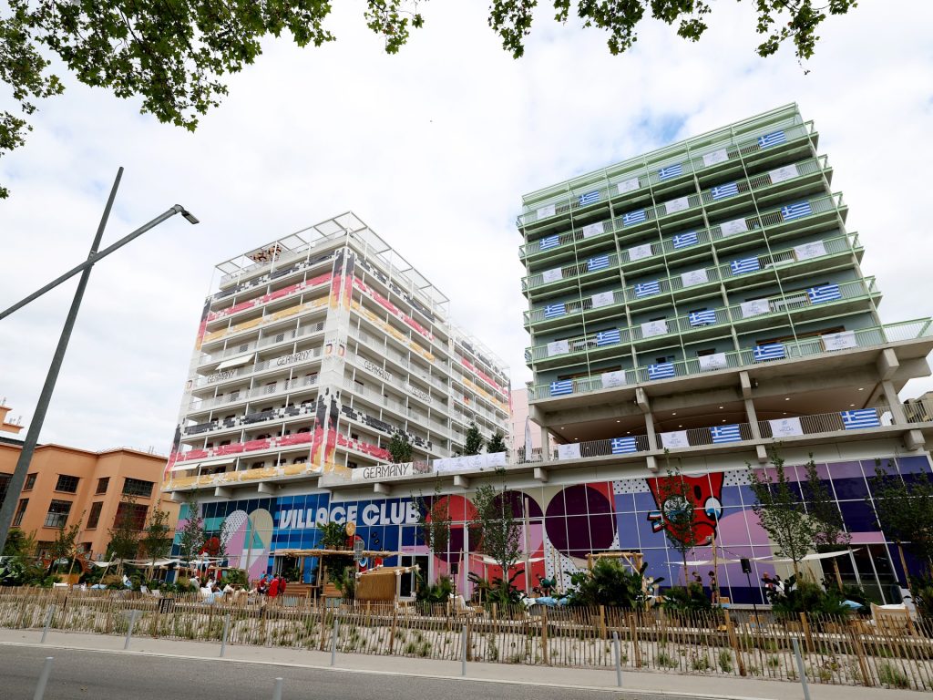 بعثة أستراليا بأولمبياد باريس تطالب رياضييها بالحذر بعد “حادث اغتصاب”