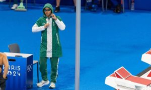 سجّلت رقماً جديداً.. «مشاعل» أول سبّاحة سعودية في الأولمبياد