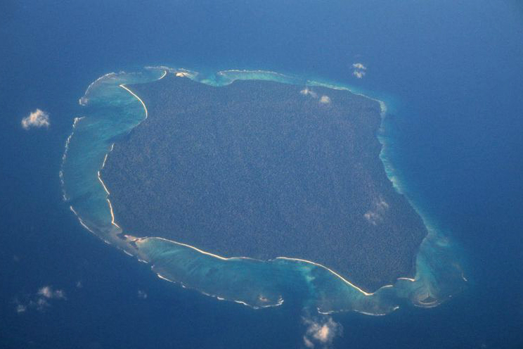 North Sentinel Island is about 1,300km (808 miles) from the Indian mainland Credit: Own work | Medici82