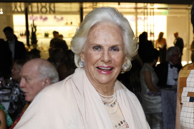 Jacqueline Mars and Anne Chao attend the ArtSense Gala 2023 honoring Jennifer Guidi at Orange County Museum of Art on October 07, 2023 in Santa Ana, California. غيتي