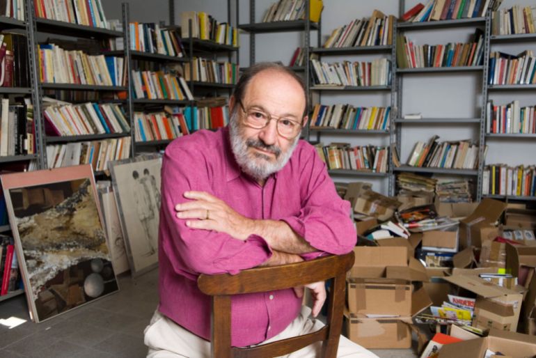 Umberto Eco, Italian semiotician and writer, Monte Cerignone, Italy, 2 September 2007. (Photo by Leonardo Cendamo/Getty Images)