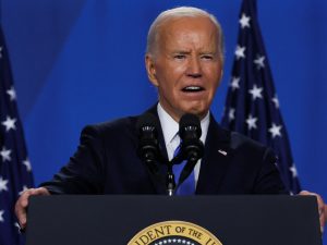 الخناق يضيق على الرئيس.. أصحاب المال ينضمون للساسة في رفض ترشح بايدن