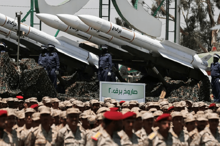 صاروخ "برق-2" (رويترز)