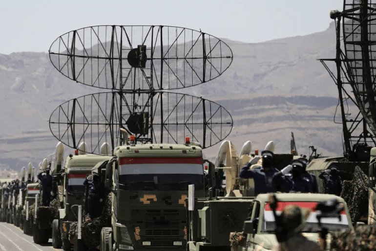 يعمل جهاز استقبال الرادار الافتراضي سلبيا على عكس أنظمة الرادار النشطة التي ترسل الإشارات وتنتظر الانعكاسات. (رويترز)