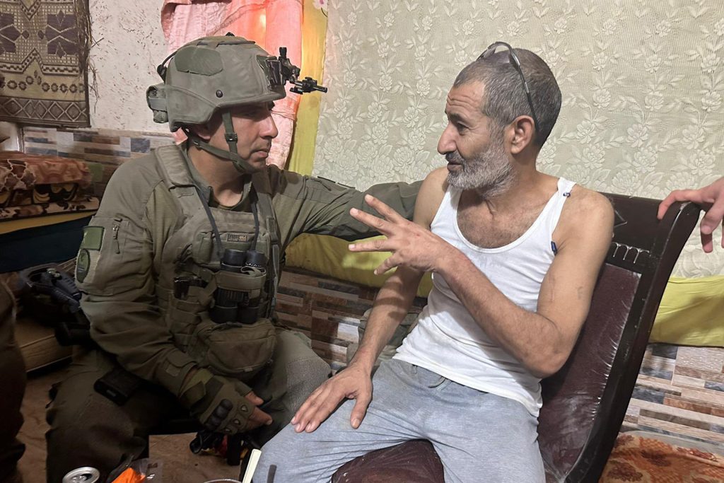 تشكيك بالرواية الإسرائيلية حول تحرير محتجز من غزة