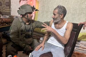 تشكيك بالرواية الإسرائيلية حول تحرير محتجز من غزة