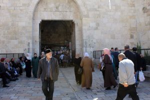 ما سياسة “تفريغ الجيوب” التي تتبعها سلطات الاحتلال بالقدس؟