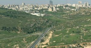 بعد هجمات متكررة للمستوطنين.. إقامة بؤرة استيطانية بالأغوار