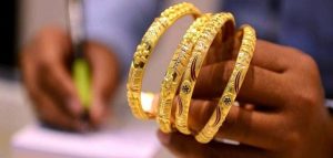 10 معلومات يجب توافرها في فاتورة شراء الذهب.. وزارة التجارة توضحها