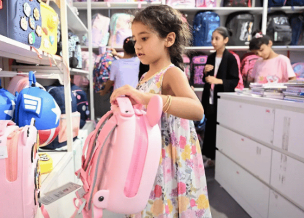 انتعاش أسواق المستلزمات المدرسية بالمدينة المنورة مع قرب العام الدراسي