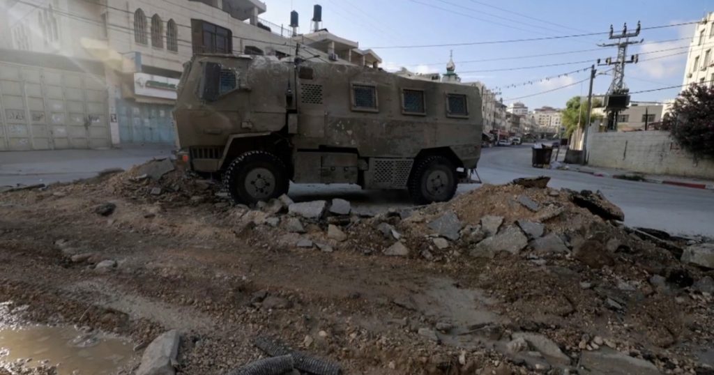 مغردون يحذرون من أهداف أكبر عملية إسرائيلية بالضفة منذ 2002