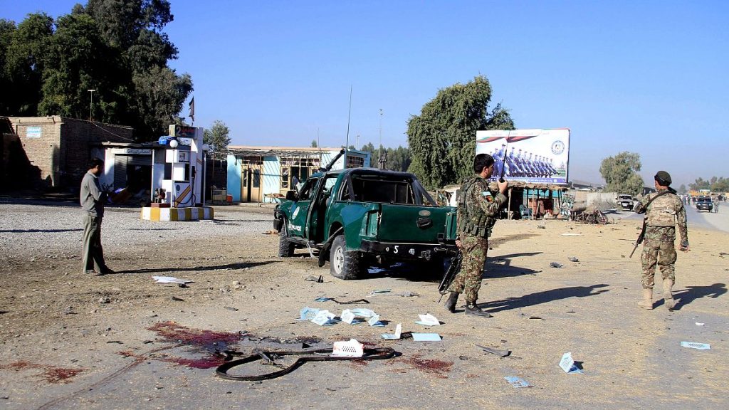 مسلحون يقتلون 14 شيعيًا وسط أفغانستان في واحدة من أكثر الهجمات دموية في البلاد هذا العام