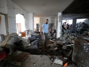 الاحتلال يواصل اقتحام مدن بالضفة ويعتقل فلسطينيين