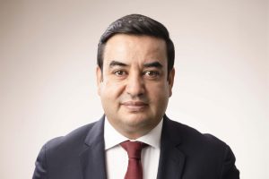 النيابة التونسية تأمر بسجن المرشح الرئاسي العياشي زمال