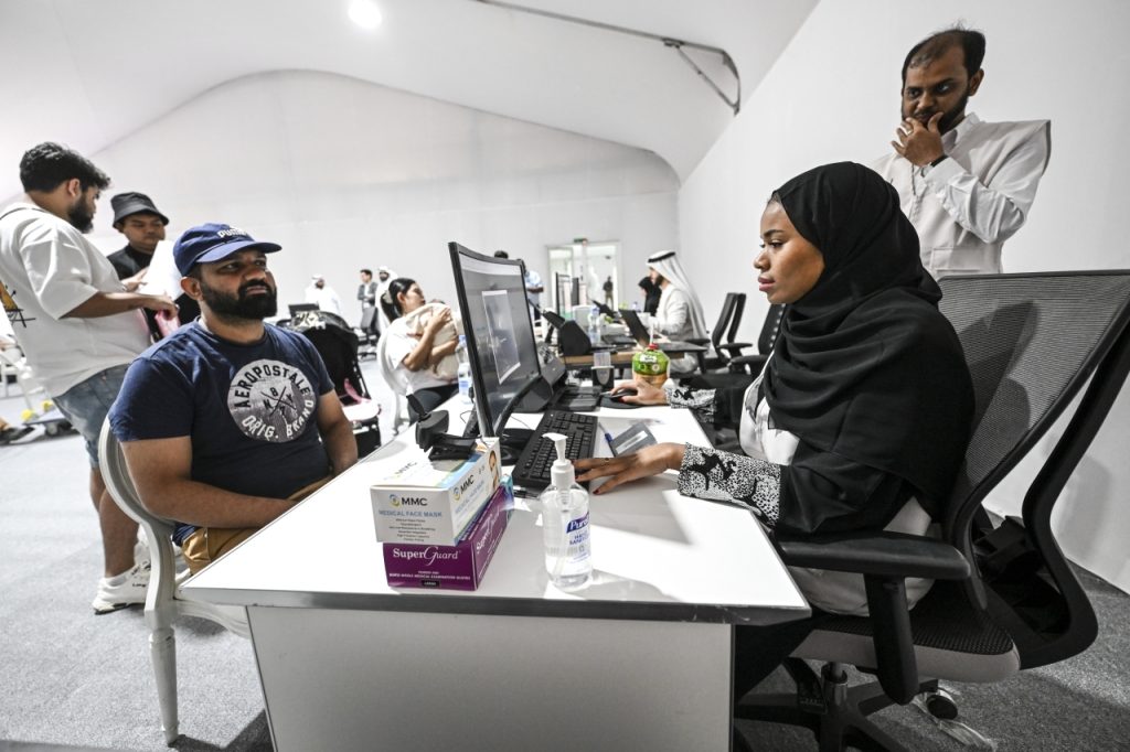 تقليص زمن إصدار تصريح المغادرة لـ 48 ساعة بدلاً من 10 أيام