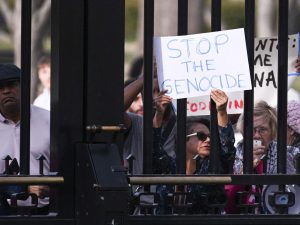 من سيدعم إسرائيل أكثر: هاريس أم ترامب؟