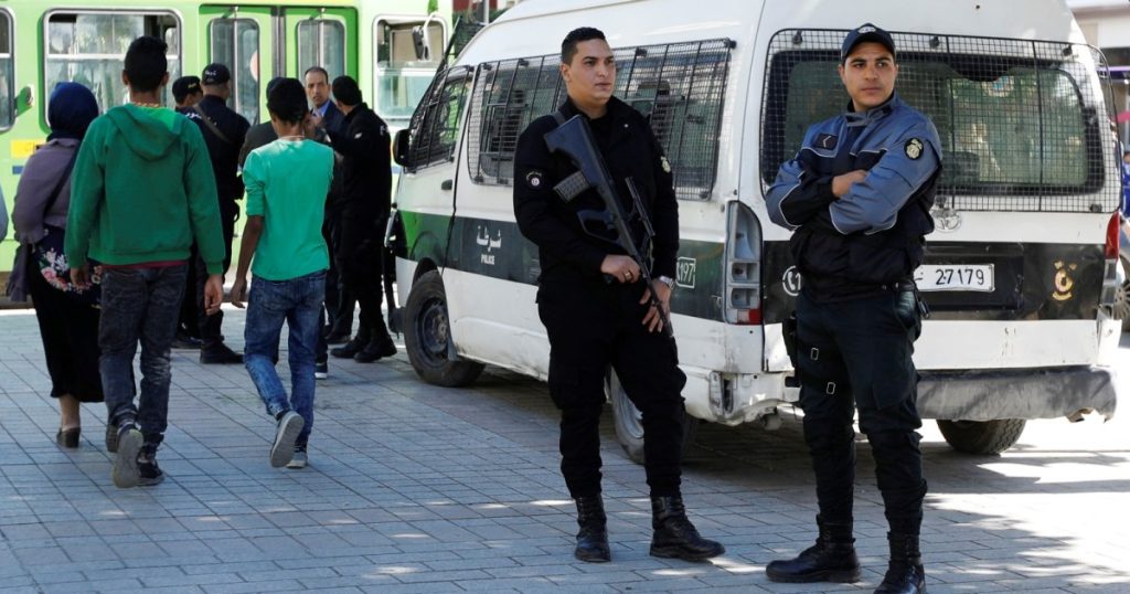 حملة اعتقالات واسعة تطال منتسبي حركة النهضة التونسية