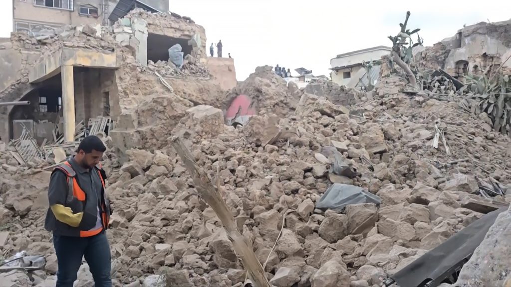 شهداء وجرحى في قصف مختبر المستشفى المعمداني بمدينة غزة