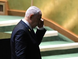 هآرتس: نتنياهو “لا شرف له ولا حياء” فأين من يعارضون الموت والدمار؟