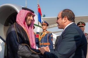 بن سلمان في القاهرة لبحث الاستثمار وأزمات المنطقة