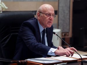 ميقاتي للجزيرة: نسعى لوقف إطلاق النار ولدينا ضمانات أميركية لخفض التصعيد