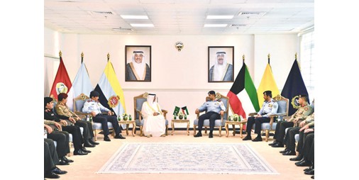 البديوي حاضر في كلية مبارك العبدالله للقيادة والأركان