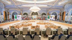 سياسيان عربيان لـ«عكاظ»: قرارات قمة الرياض وضعت النقاط على الحروف