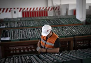 أكبر منجم ليثيوم في أوروبا يجعل صربيا حائرة بين أوروبا وروسيا والصين