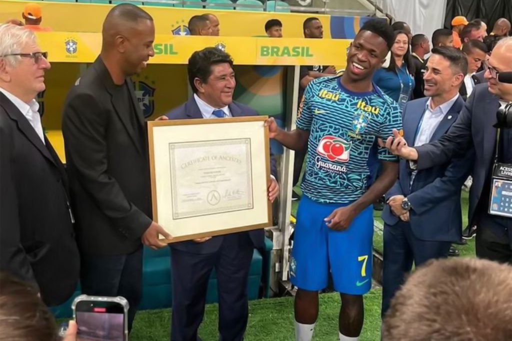 فينيسيوس نجم ريال مدريد “أفريقي”