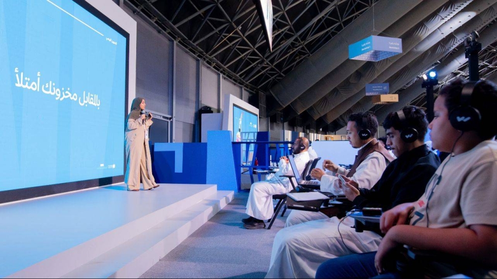 ياسمين فكاك تُضيء قناديل التدوين اليومي في ورشة بمعرض الكتاب