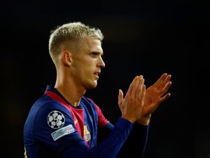 حل مؤقت يقرّب برشلونة من تسجيل أولمو وفيكتور