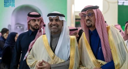 وزير الصحة يزور جناح وزارة الداخلية في «ليب 2025»