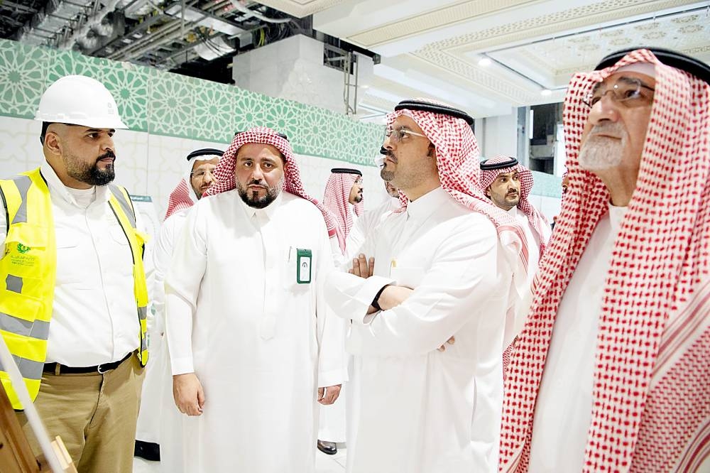 بمتابعة «الفيصل».. نائب أمير مكة يقف ميدانياً على مشاريع المسجد الحرام