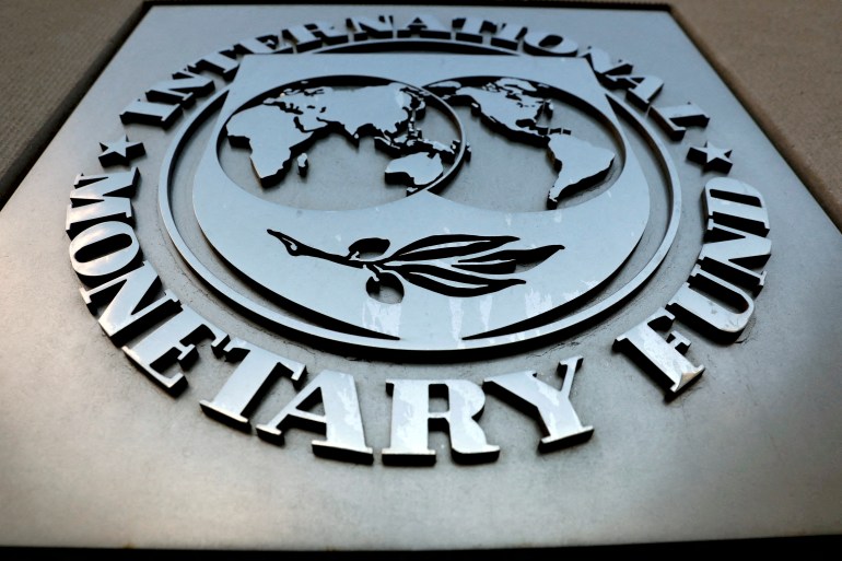 FILE PHOTO: The International Monetary Fund (IMF) logo in Washington, United States, September 4, 2018. REUTERS/Yuri Gripas/File Photo