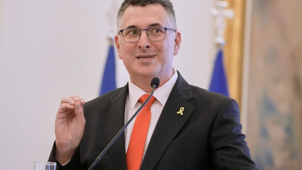 وزير الخارجية الإسرائيلي جدعون ساعر: اعتراف فرنسا بدولة فلسطين سيكون مكافأة للإرهاب