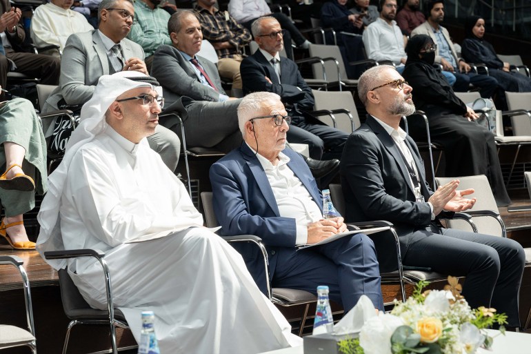 نظّمت مكتبة قطر الوطنية ندوة خبراء تحت عنوان "الوِراقة المغربية وصناعة المخطوط: مقاربات في المواد والتقاليد والوظائف"، جمعت نخبة من الباحثين والخبراء في مجال المخطوطات العربية، وذلك ضمن فعاليات العام الثقافي قطر المغرب وبالتزامن مع يوم المخطوط العربي 2025