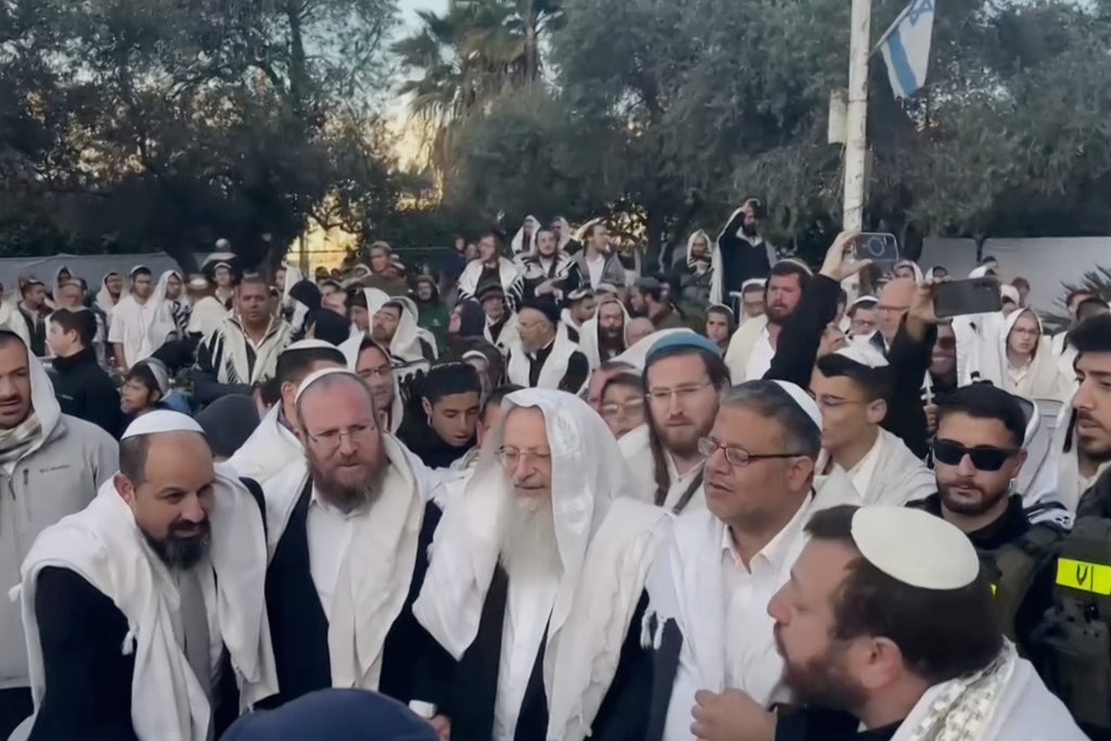 أحلام الهيكل وطقوسه التلمودية تفرضان واقعا جديدا في القدس