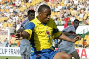 الكولومبي بيسيرا.. قاد بلاده للفوز بكوبا أميركا ودمرته حياة الليل